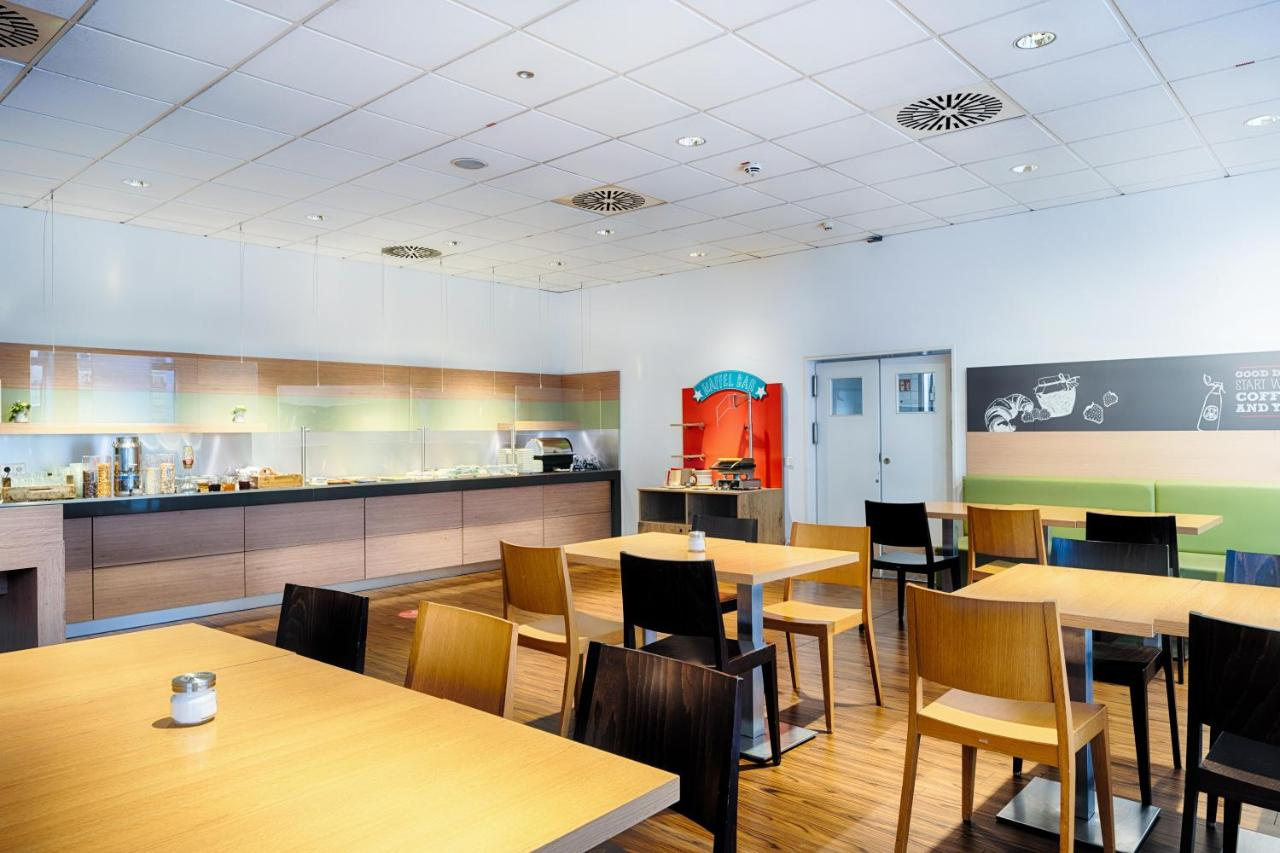 Photo - ibis Bonn