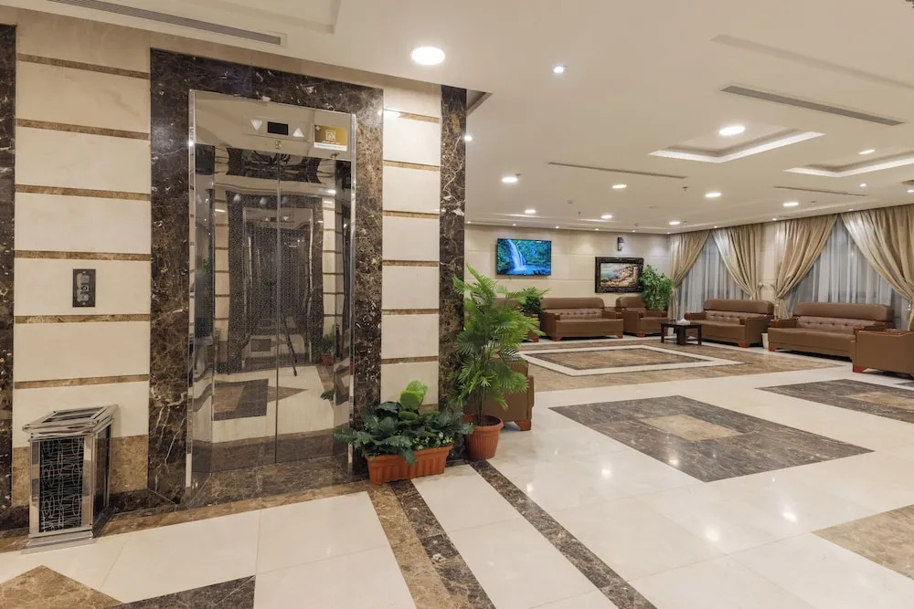 Photo - Snood Al Huda