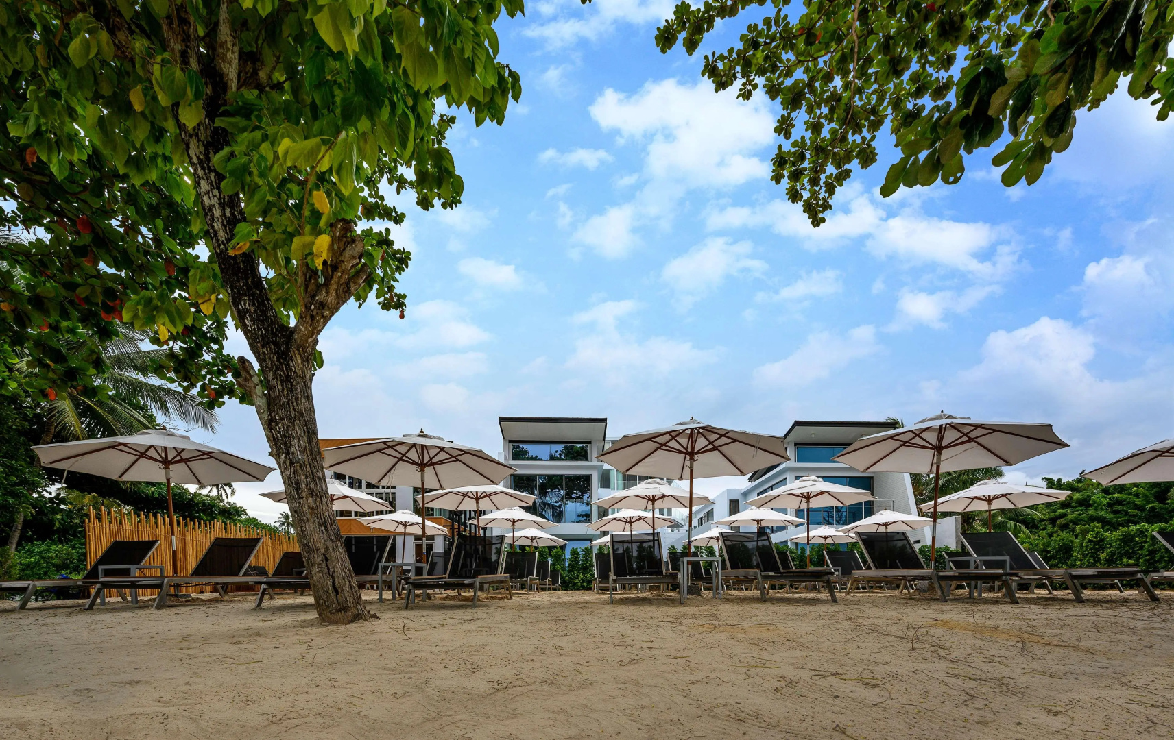 Photo - The Beachfront Hotel Phuket