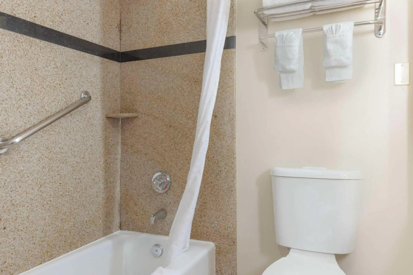 Photo - Comfort Suites Oceanside Camp Pendleton Area