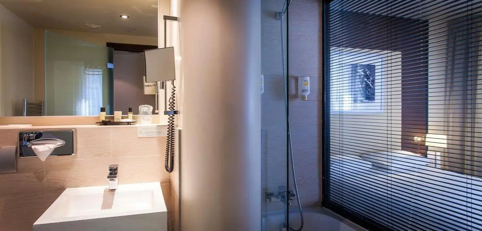 Photo - Hôtel Le Magnifique Ex Hôtel Le M