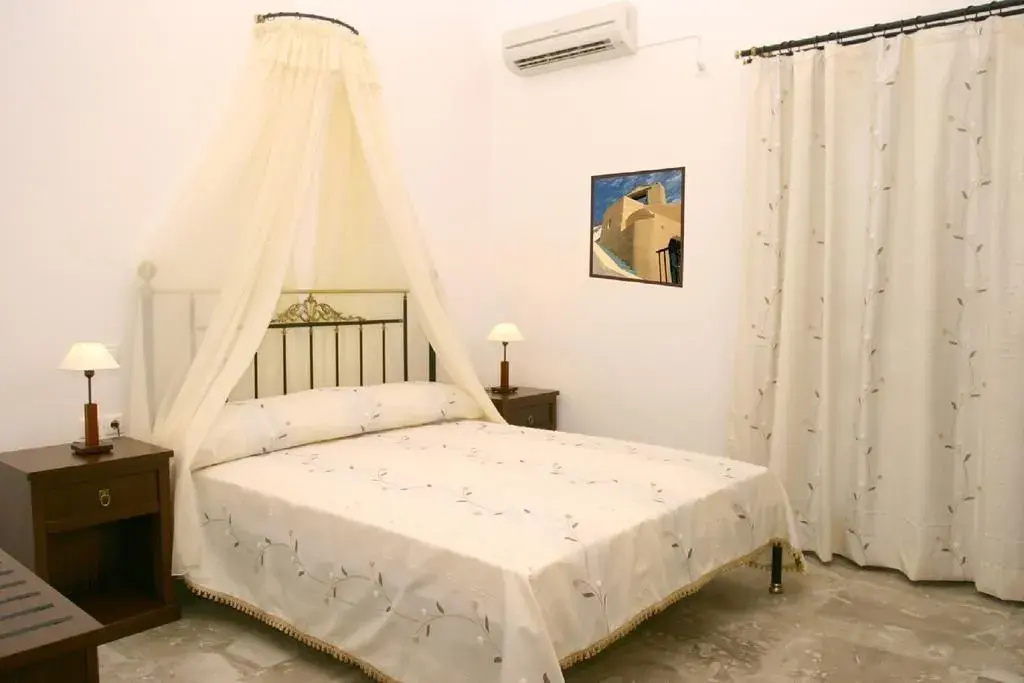 Photo - Ifestia Hotel Santorini