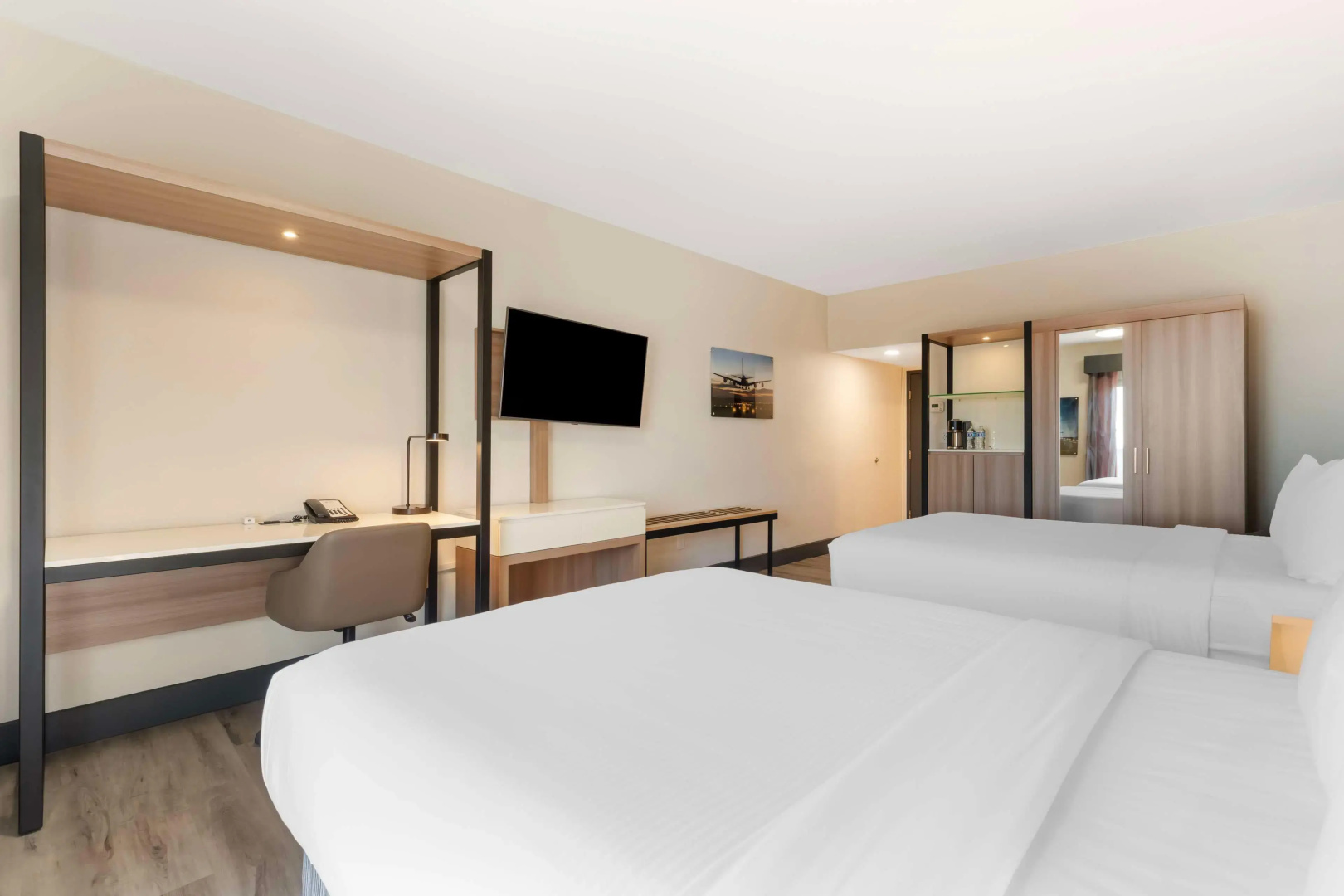 Foto - Best Western Plus Atlanta Airport-East