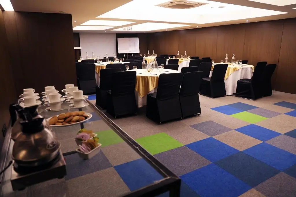 Photo - Royal Orchid Golden Suites Pune