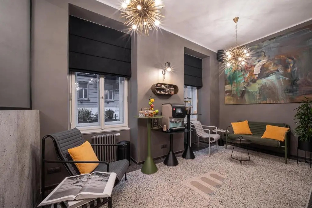 Photo - The Viaduct - Suites & More