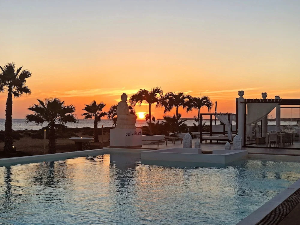 Foto - Hotel LIVVO Budha Beach