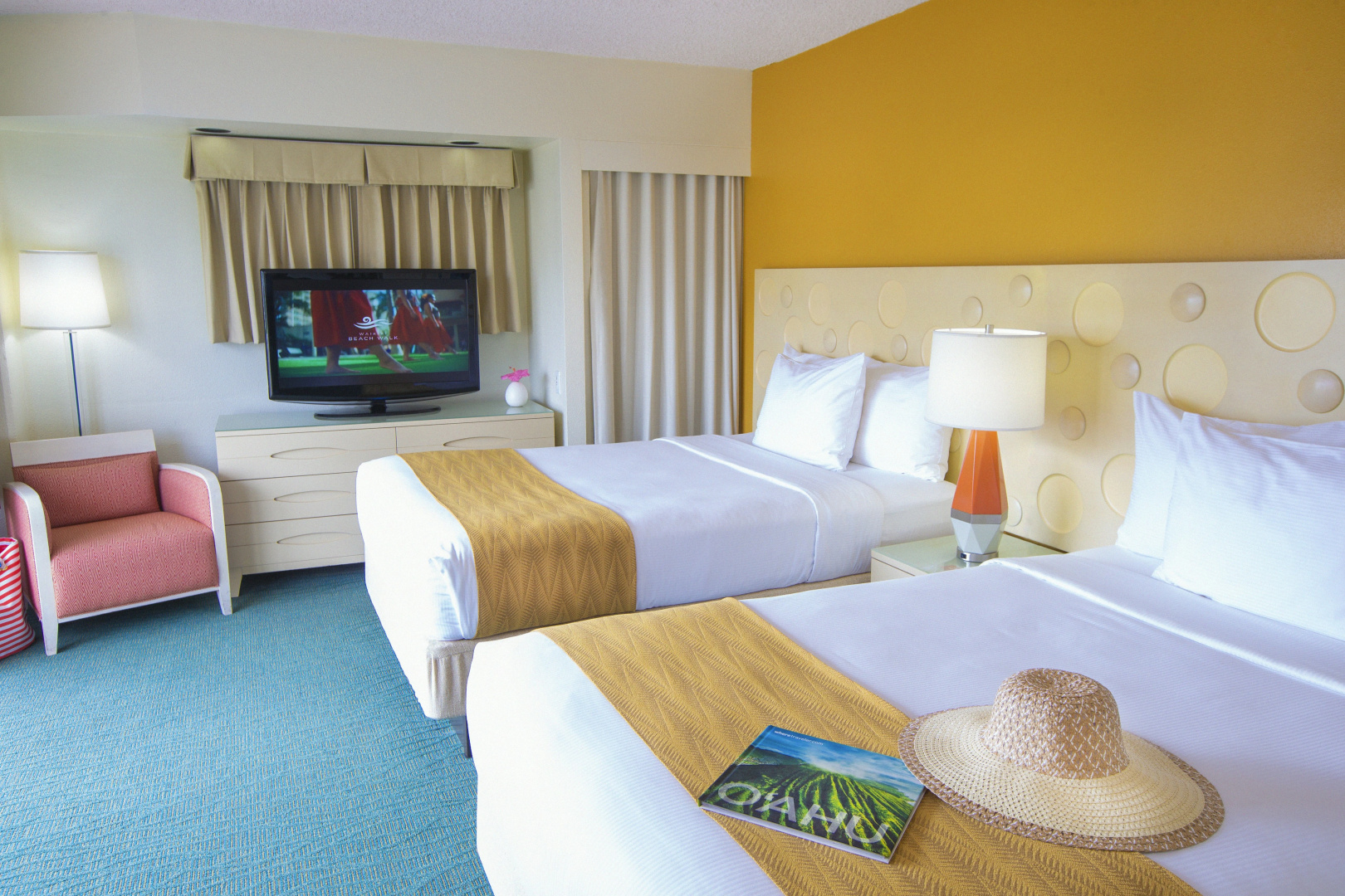 Photo - Coconut Waikiki Hotel