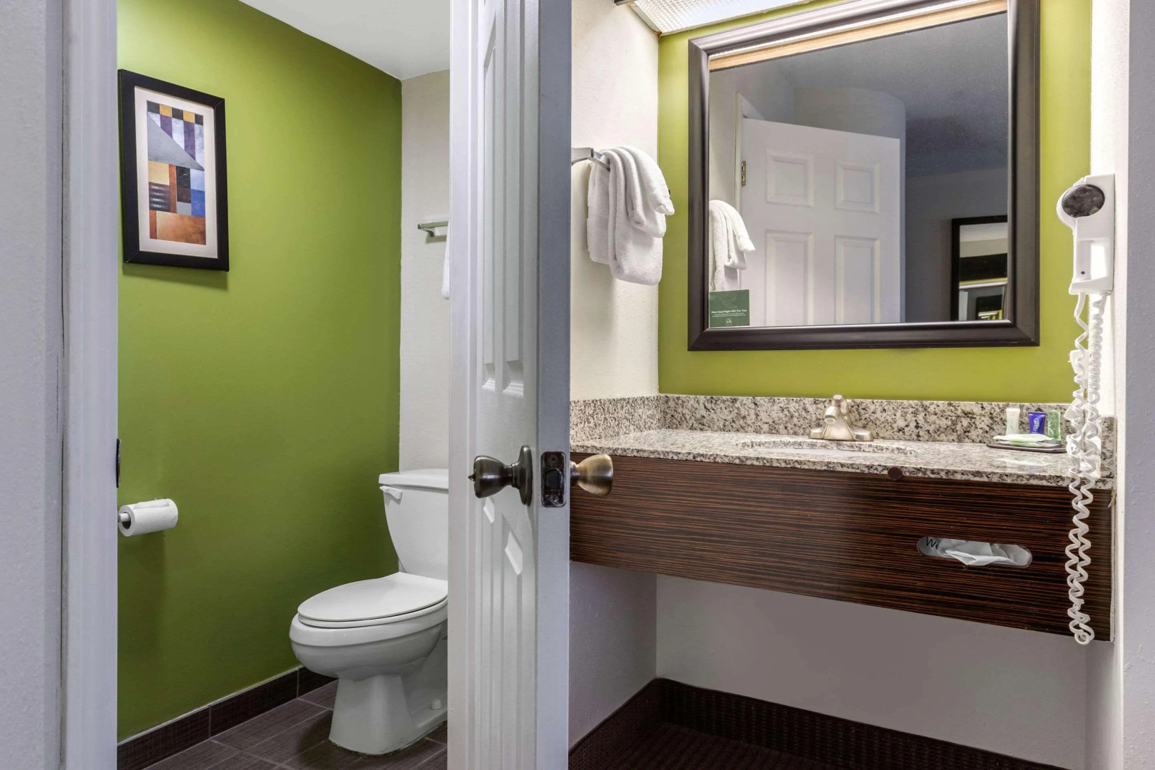 Foto - Sleep Inn near I-80 and I-94