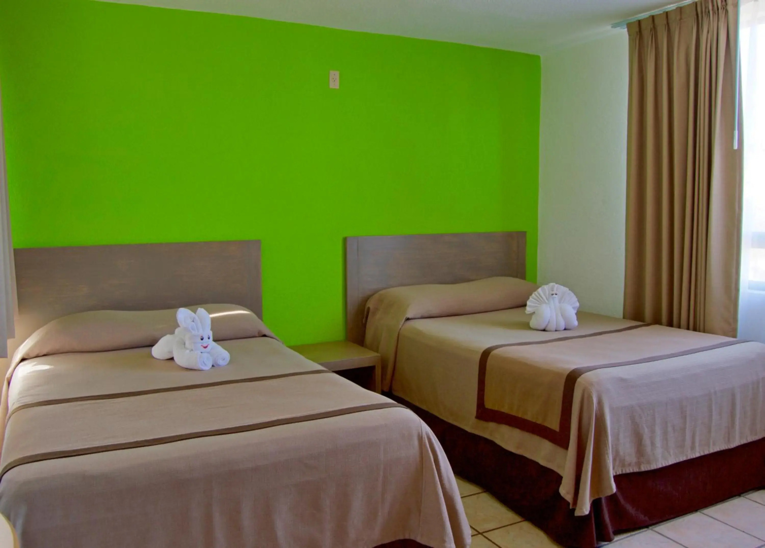 Photo - Sunrock Hotel & Suites