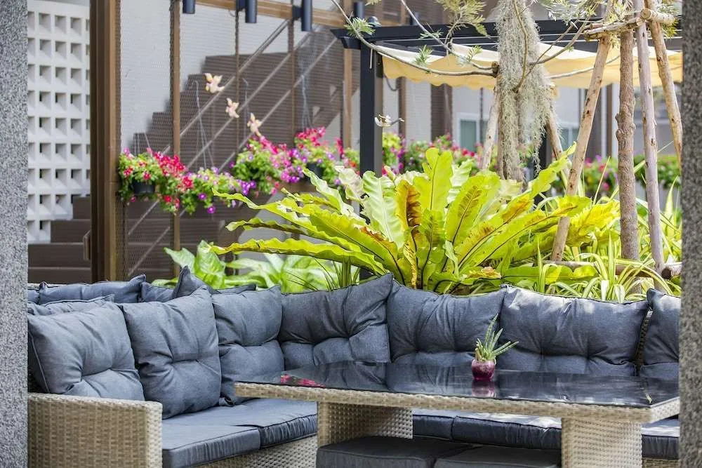 Photo - Sabai Sabana