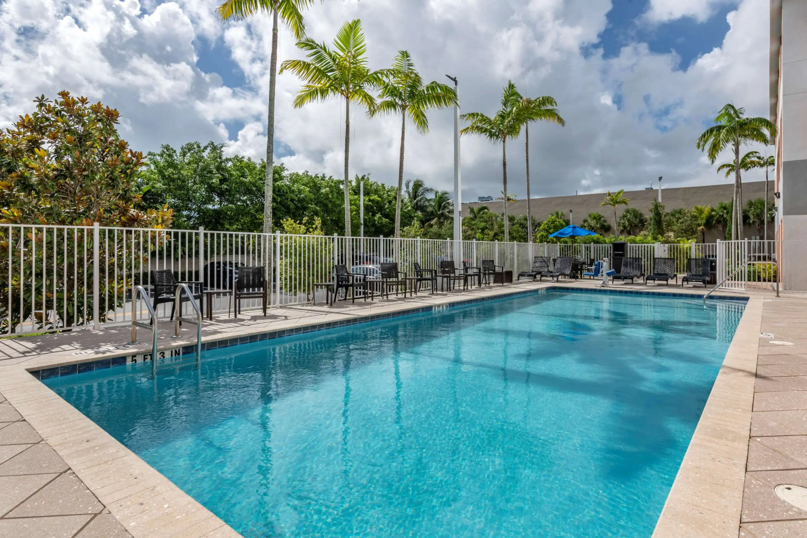 Foto - Comfort Suites Fort Lauderdale Airport & Cruise Port
