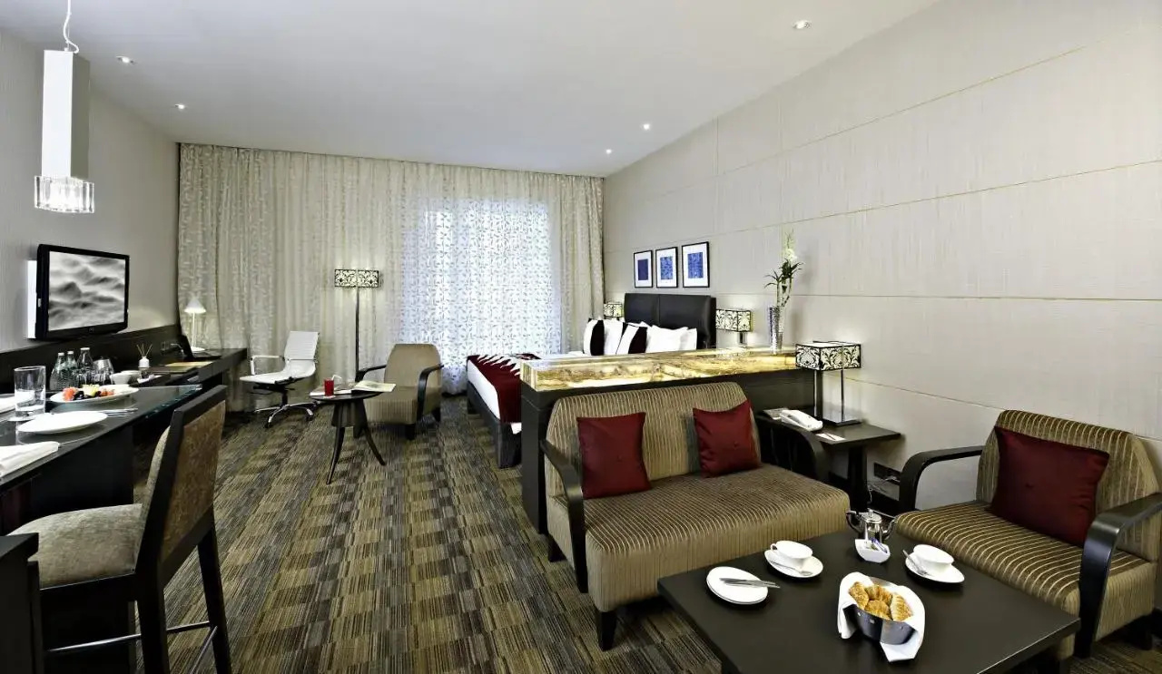 Photo - Meluha The Fern Mumbai, Powai, Series by Marriott