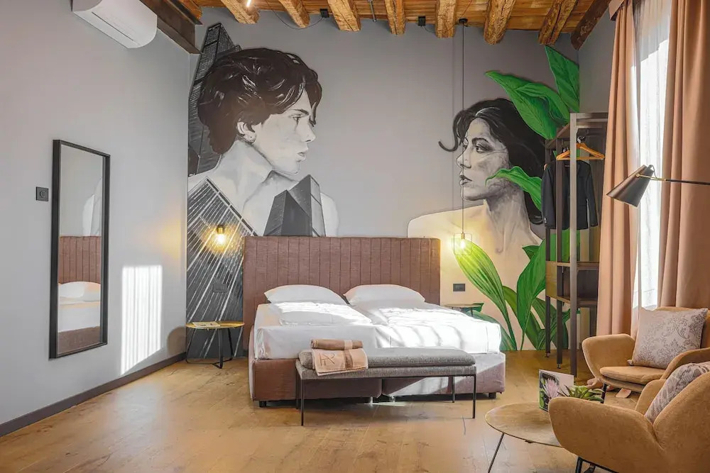 Photo - AR Suites&Art