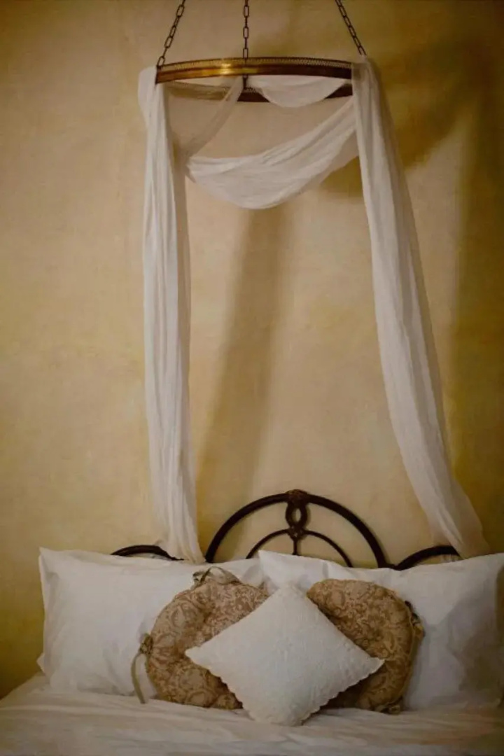 Photo - Shila Athens