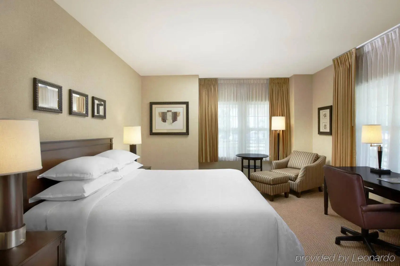 Photo - Sheraton Sonoma Wine Country Petaluma