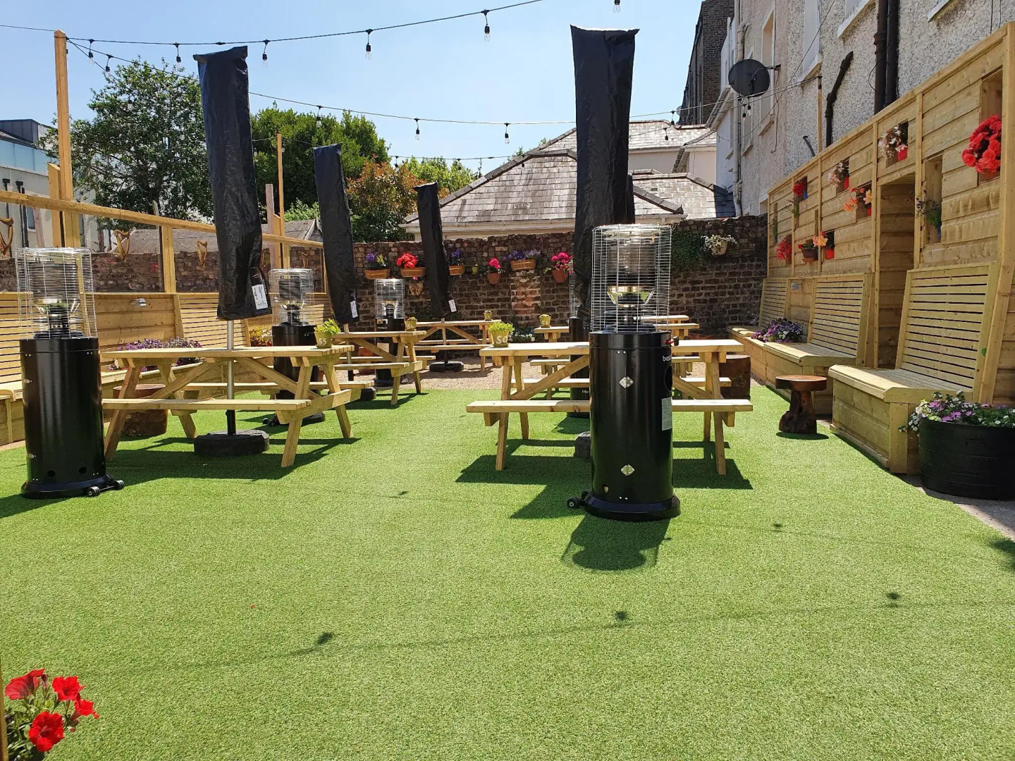 Photo - Uppercross House Hotel