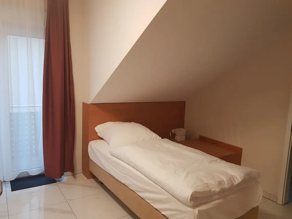 Foto - Hotel Emiliana am Bahnhof