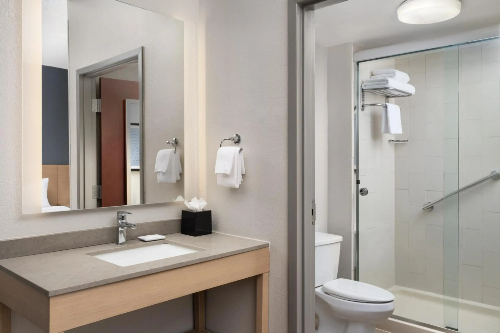 Photo - Hyatt Place Atlanta Airport North