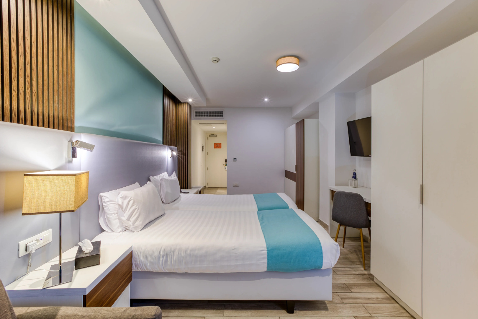 Photo - Solana Hotel & Spa