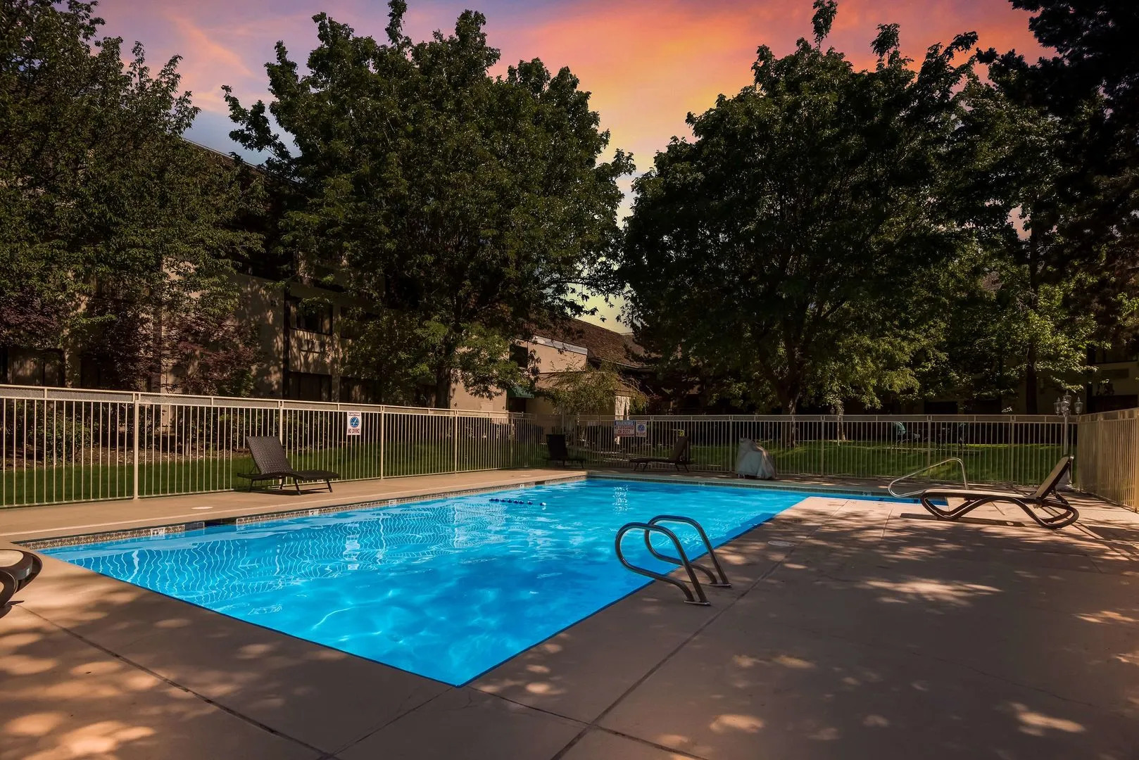 Photo - SureStay Plus Hotel by Best Western Reno Airport