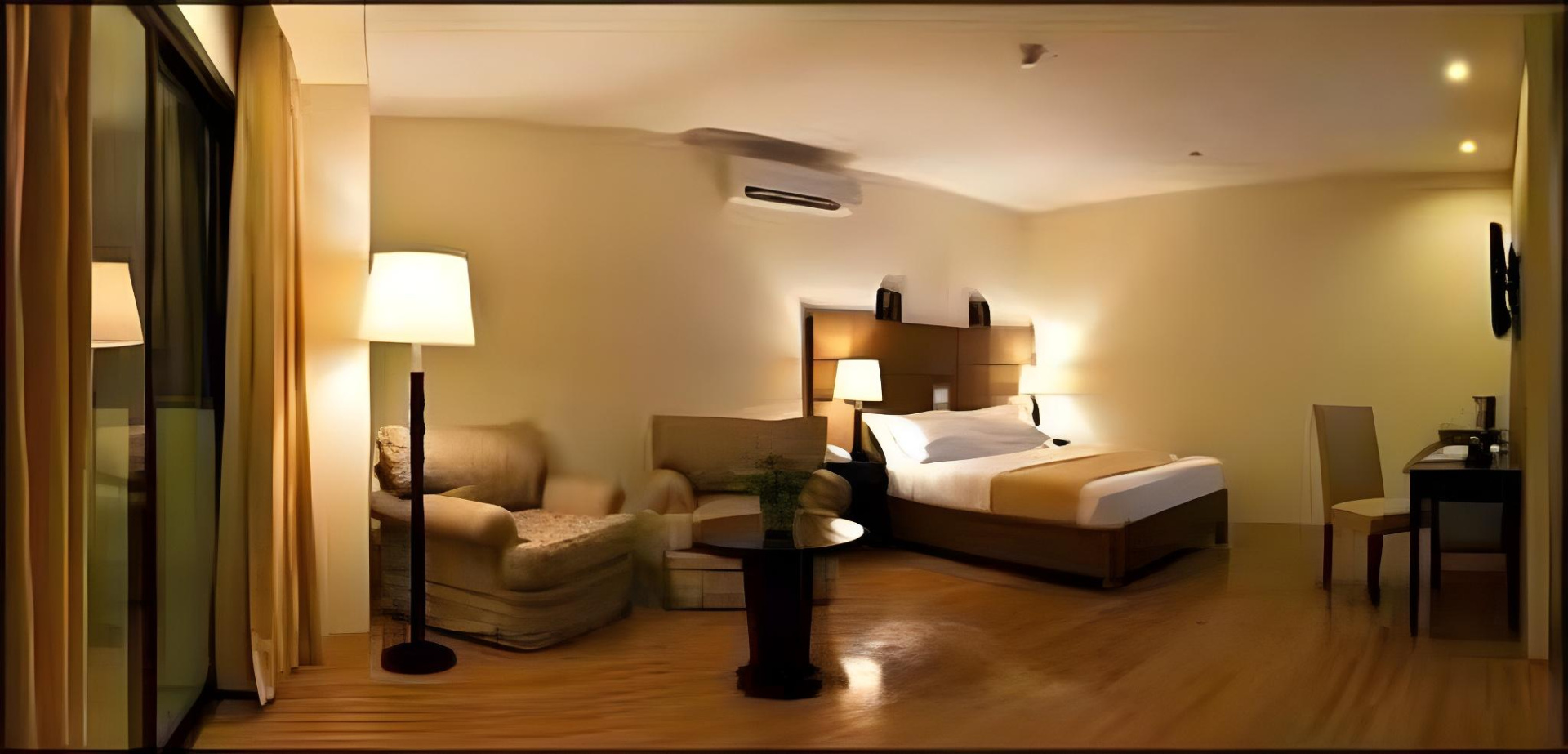 Foto - The Pinnacle Hotel and Suites