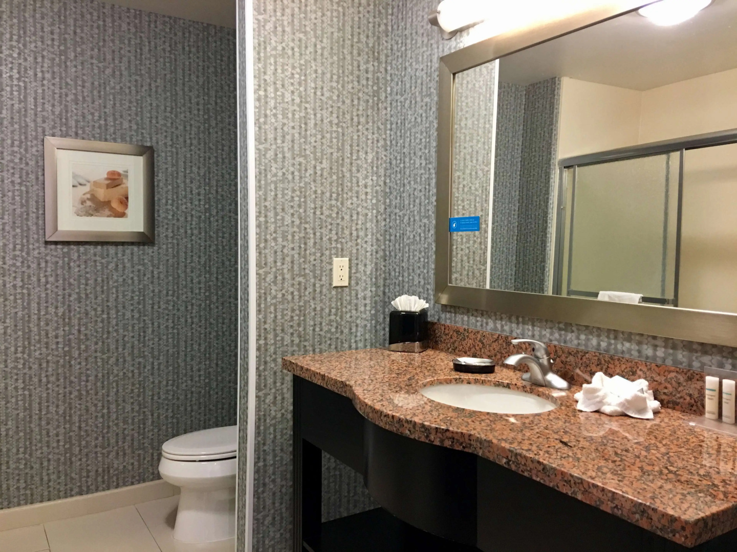 Photo - Hampton Inn & Suites Tulsa/Central