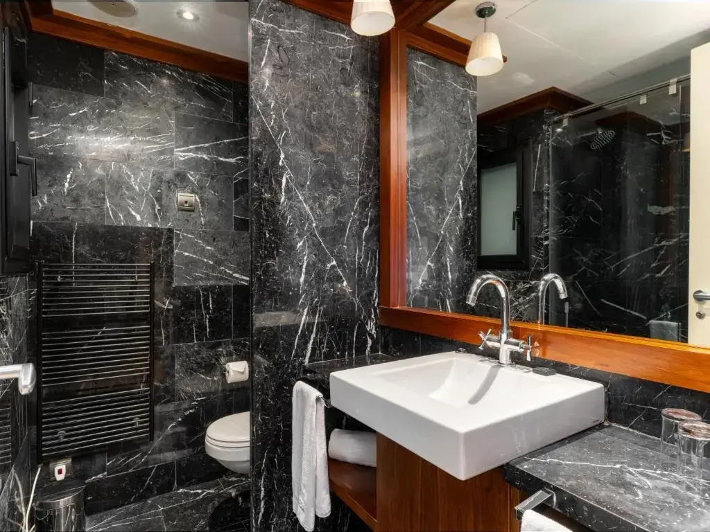 Photo - U232 Hotel