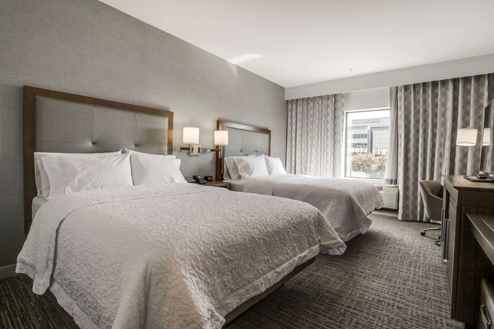 Photo - Hampton Inn & Suites Dallas-Central Expy/North Park Area