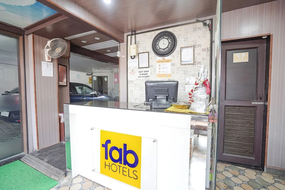 Fabhotel Krishna Heights