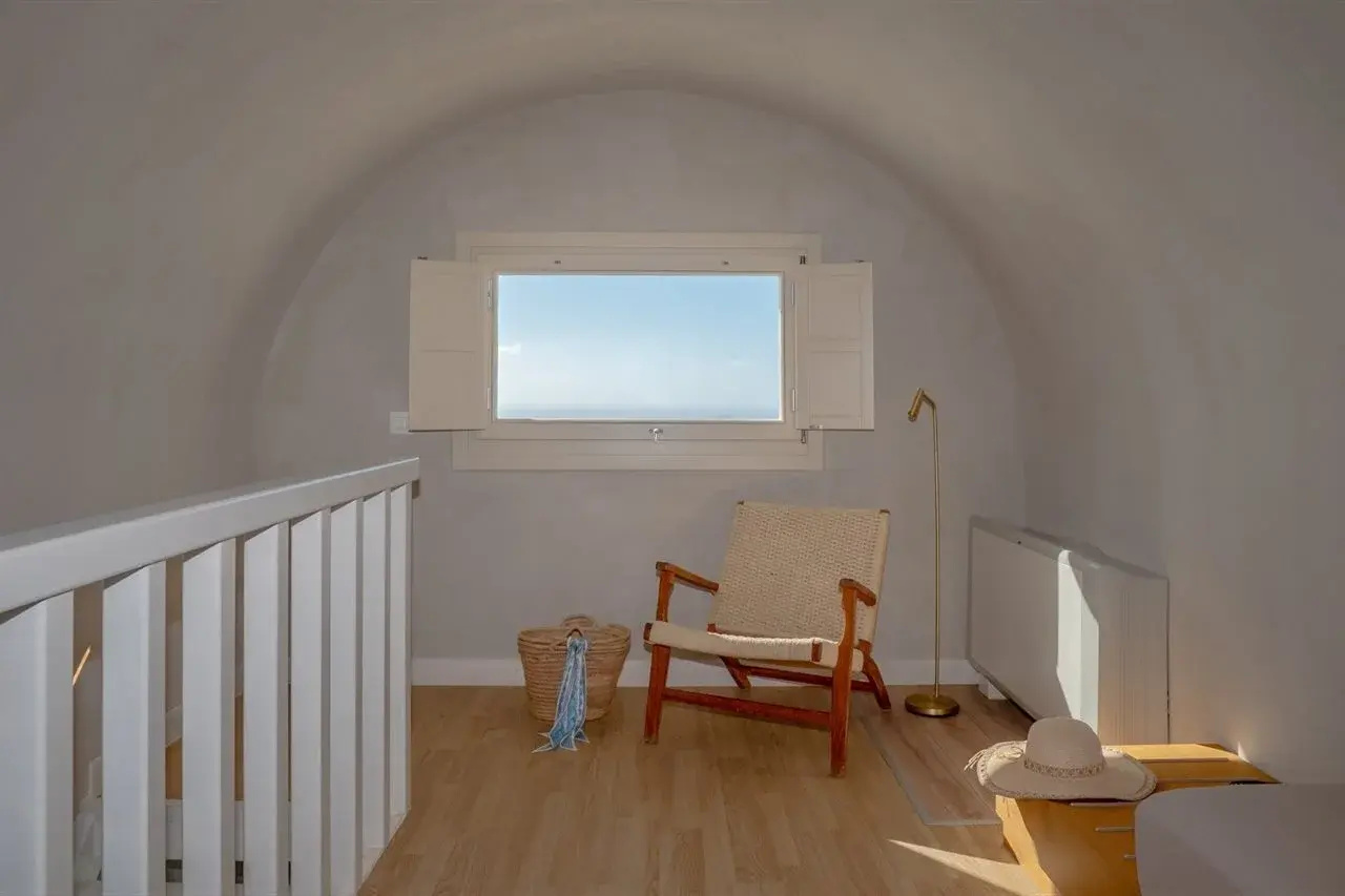 Photo - Apeiron Blue Santorini - Adults Only 14 plus - Apeiron Hotels