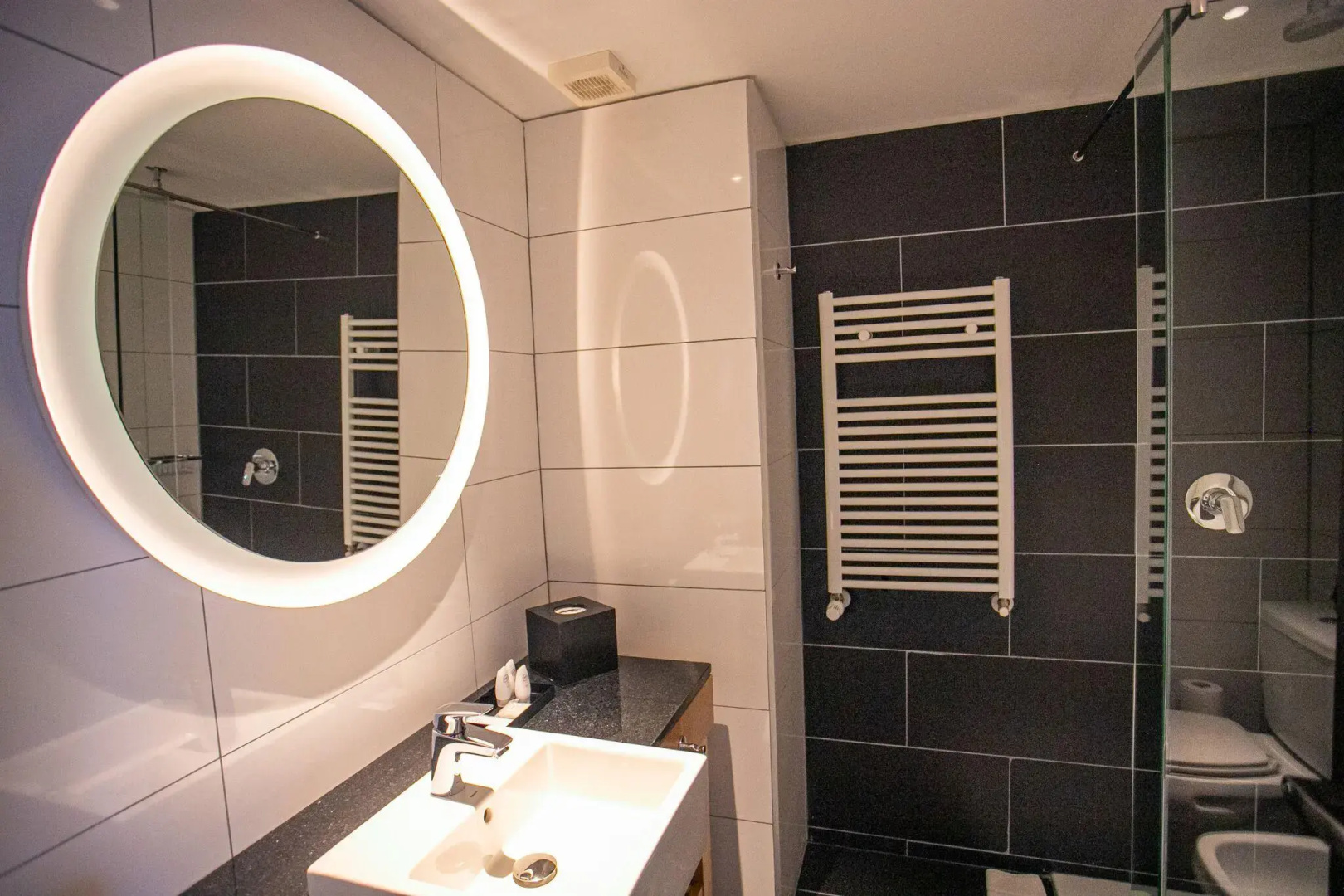Photo - Hampton by Hilton Bariloche