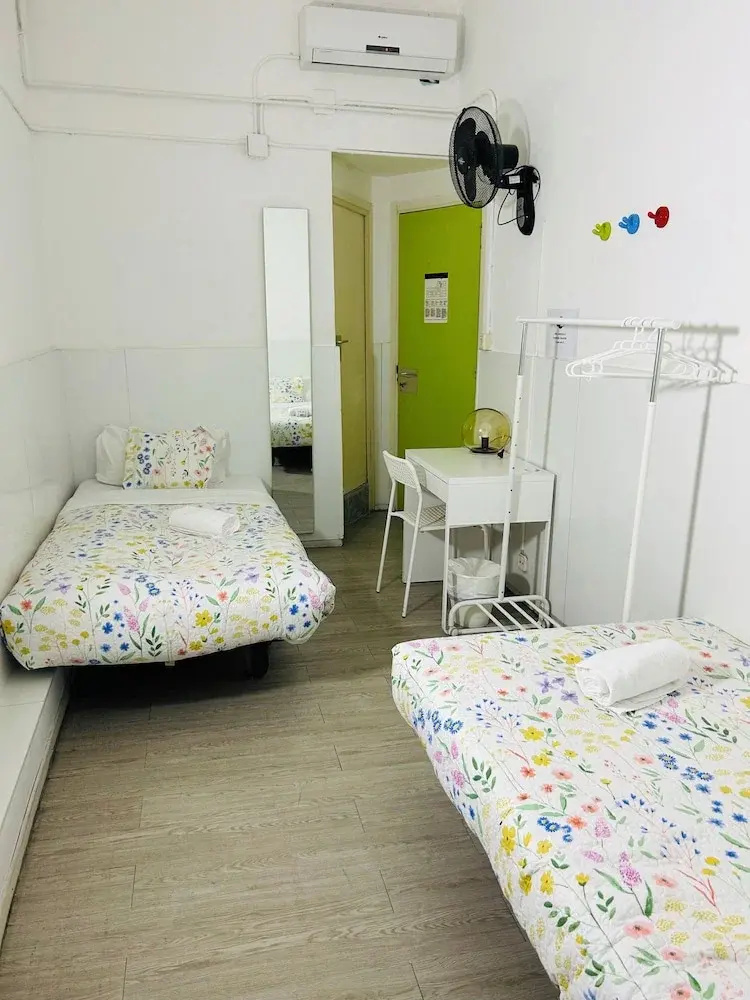 Foto - Central and Basic Universitat for YOUNG HOSTEL
