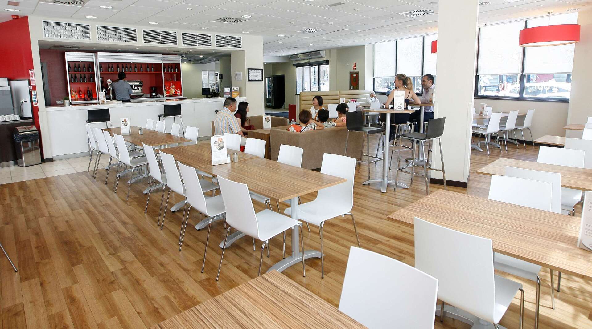 Foto - Travelodge Valencia Aeropuerto