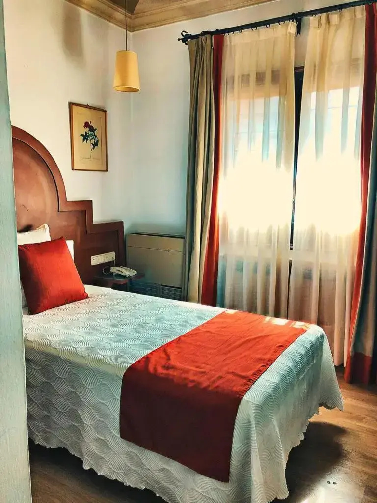 Photo - Hotel Hacienda del Cardenal