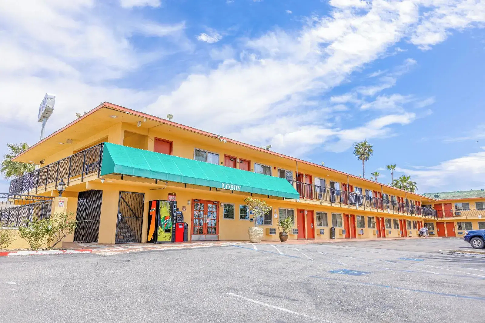 Foto - Hotel Avenida - Oceanside Camp Pendleton