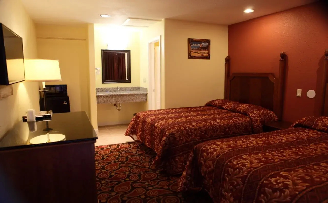 Photo - Bay Breeze Inn