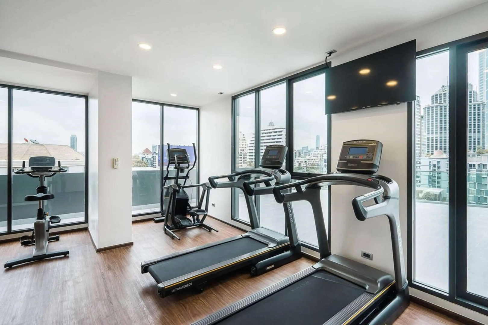 Photo - SureStay Plus by Best Western Sukhumvit 2