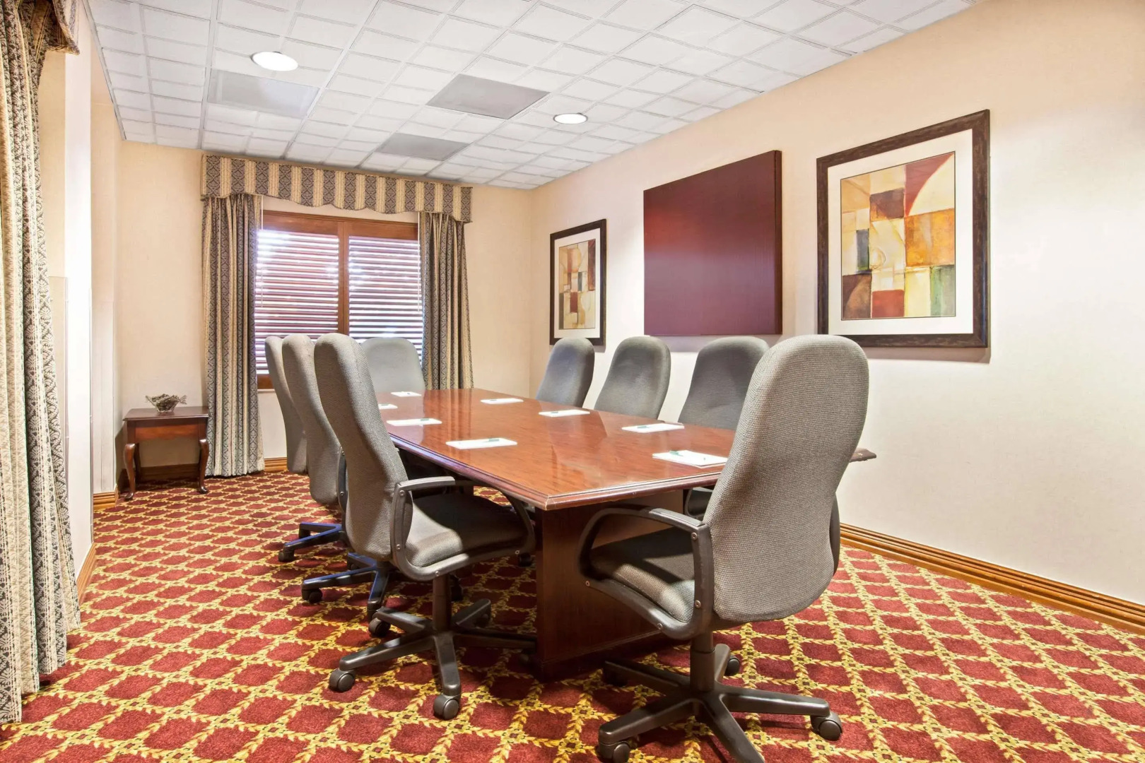 Photo - Holiday Inn Express & Suites Arlington North – Stadium Area by IHG