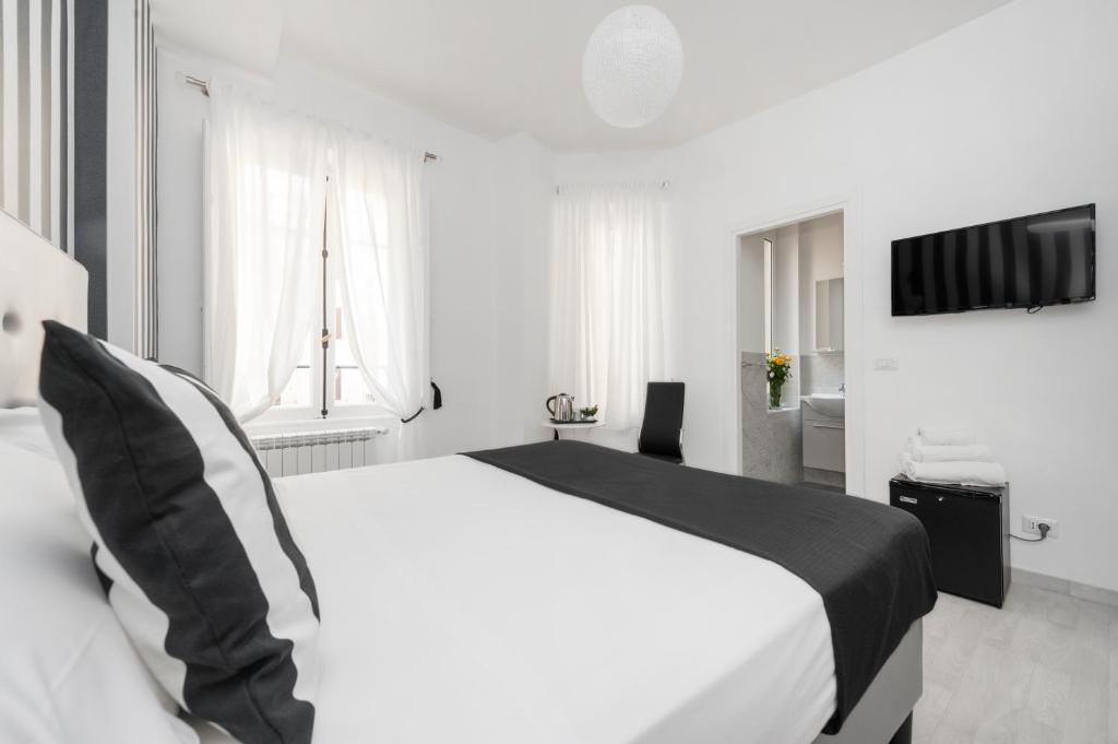 Photo - Black Rooms Colosseo