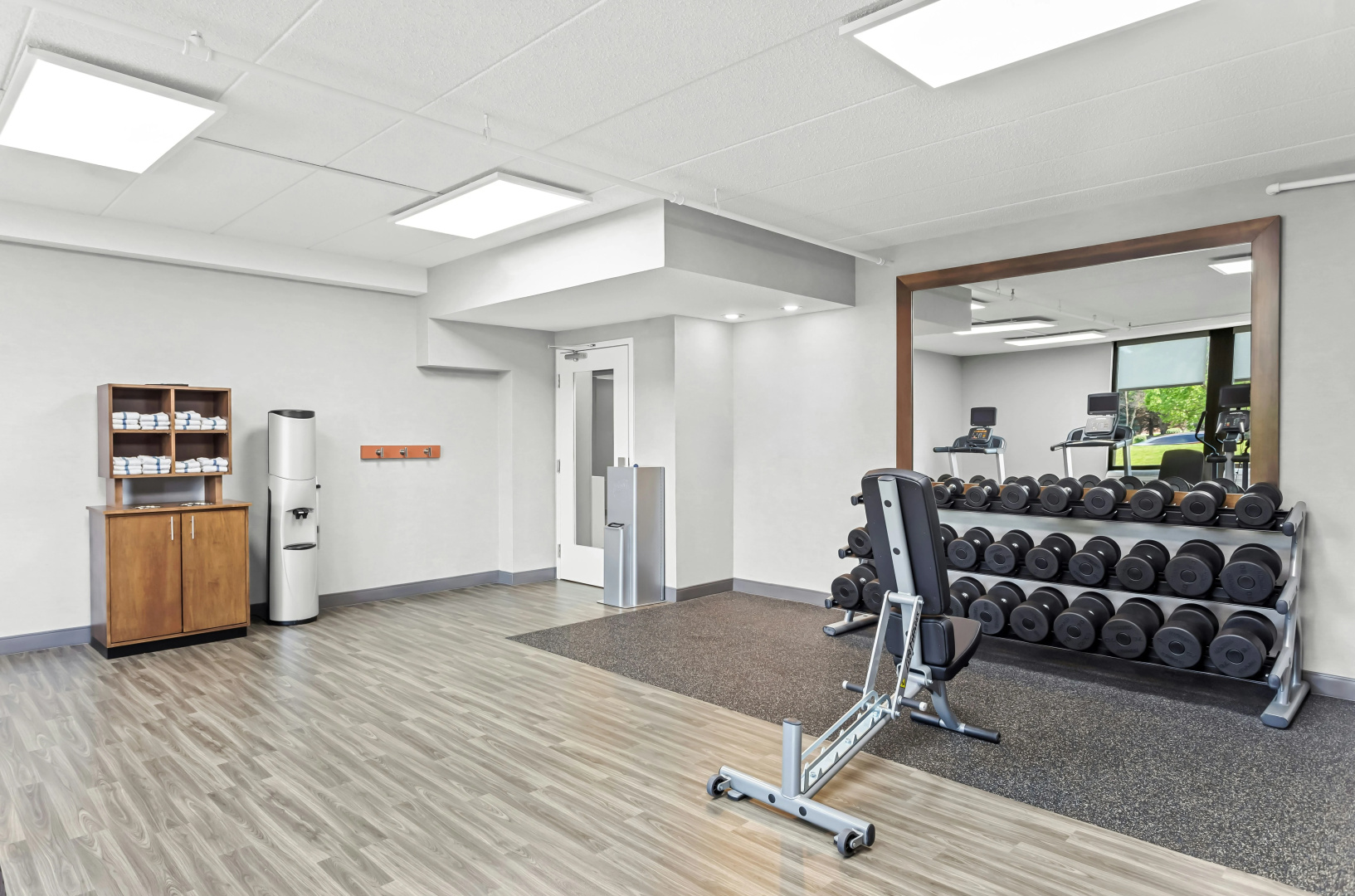 Photo - Hampton Inn Chicago/Naperville