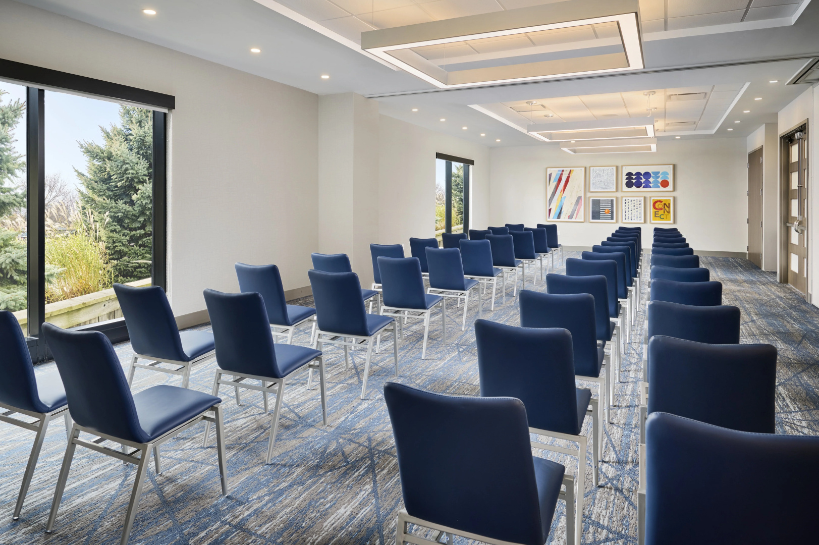 Photo - Holiday Inn Express Hamilton Upper James by IHG