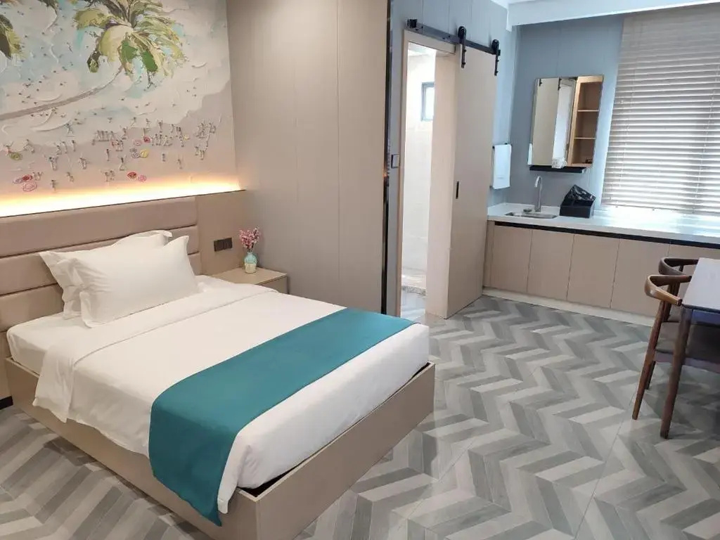 Fan's Hotel Ormoc