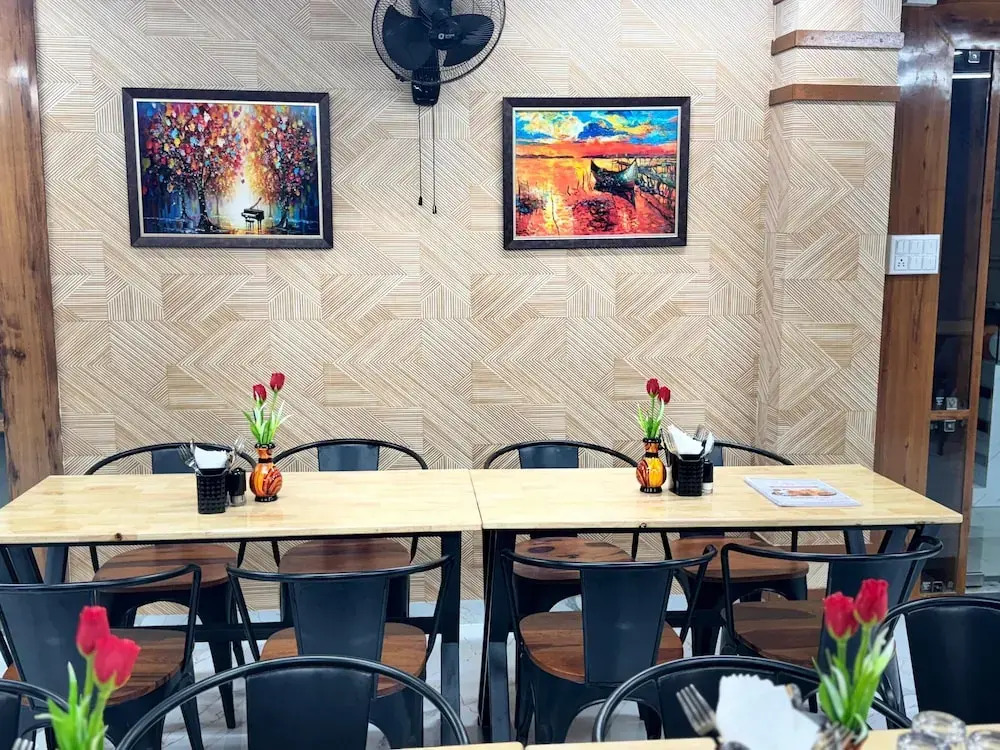 Photo - Hotel Hyderabad Pulse