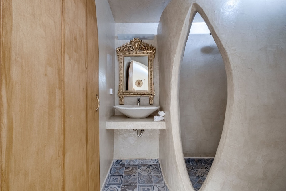 Photo - Pasithea Luxury Suites