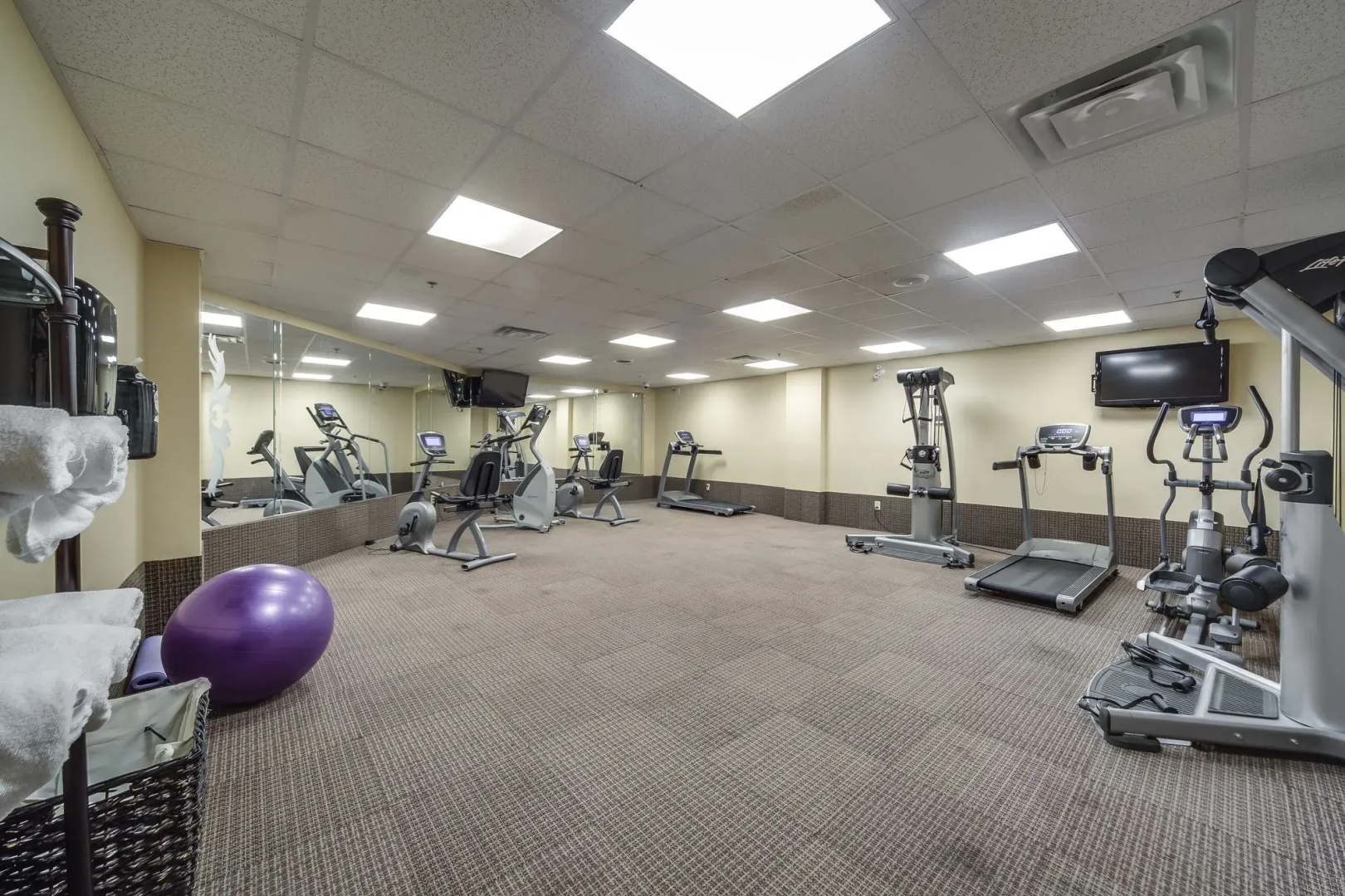 Photo - Monte Carlo Inn & Suites Downtown Markham
