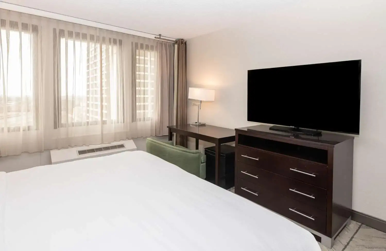 Photo - DoubleTree by Hilton Newark Penn Station