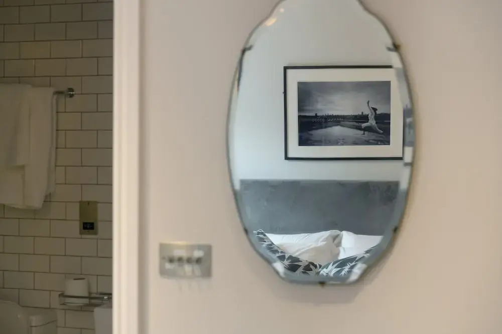 Photo - The Knight Of Nottinghill