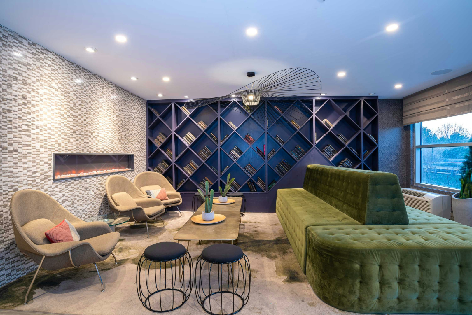 Photo - Sandman Hotel Hamilton