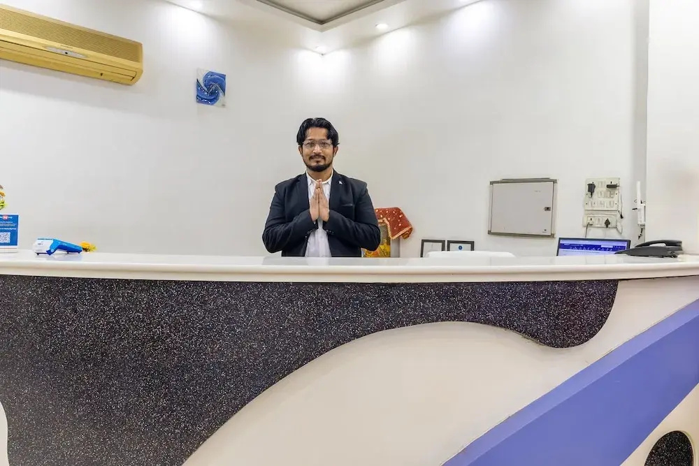 Foto - Hotel Legend International -Just a min walk from New Delhi Railway Station