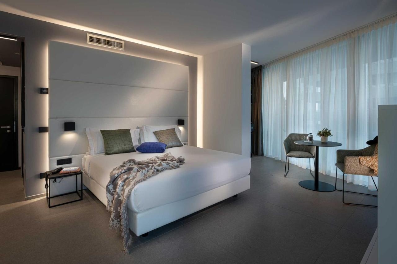 Photo - J44 Lifestyle hotel